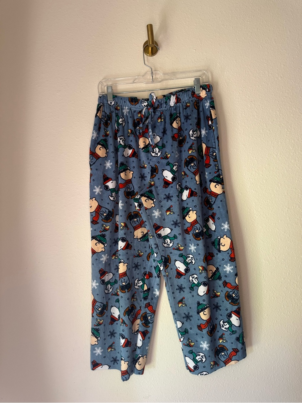 Peanuts Snoopy Charlie Brown Christmas Pajama Pants size Large Short Length